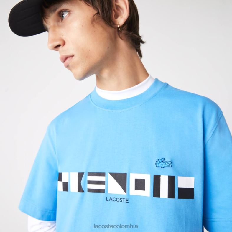 camiseta holgada con estampado azul Lacoste ropa hombres 80XZX663