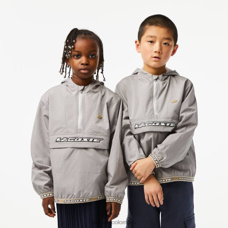 chaqueta con capucha gris Lacoste ropa niños 80XZX3065